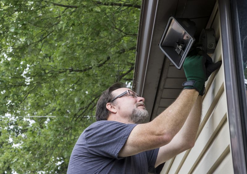 Local Porch Light Replacement pros at work