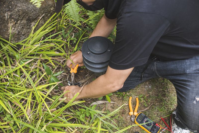 Outdoor Fixture Repair in Littleton, CO